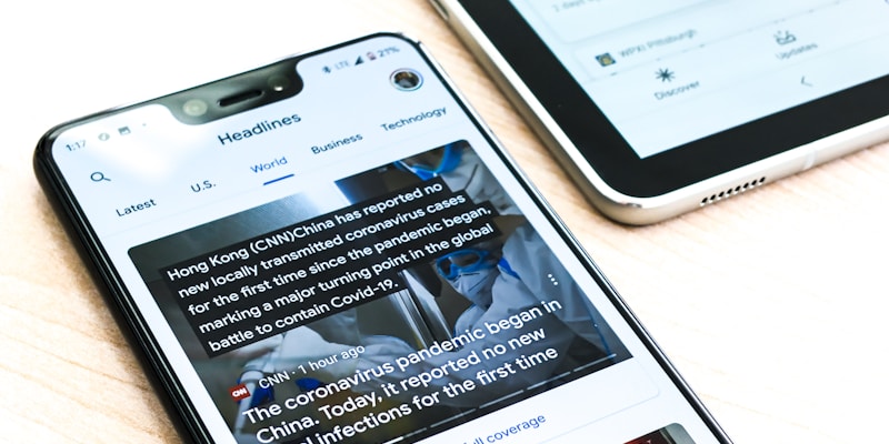 深度专题栏目展示图，新闻报道和文章分析